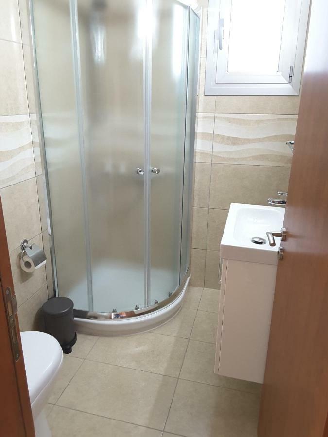 Lighthouse By The Sea Lovely 2Bdr Apartment Paphos 外观 照片