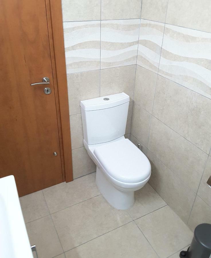 Lighthouse By The Sea Lovely 2Bdr Apartment Paphos 外观 照片