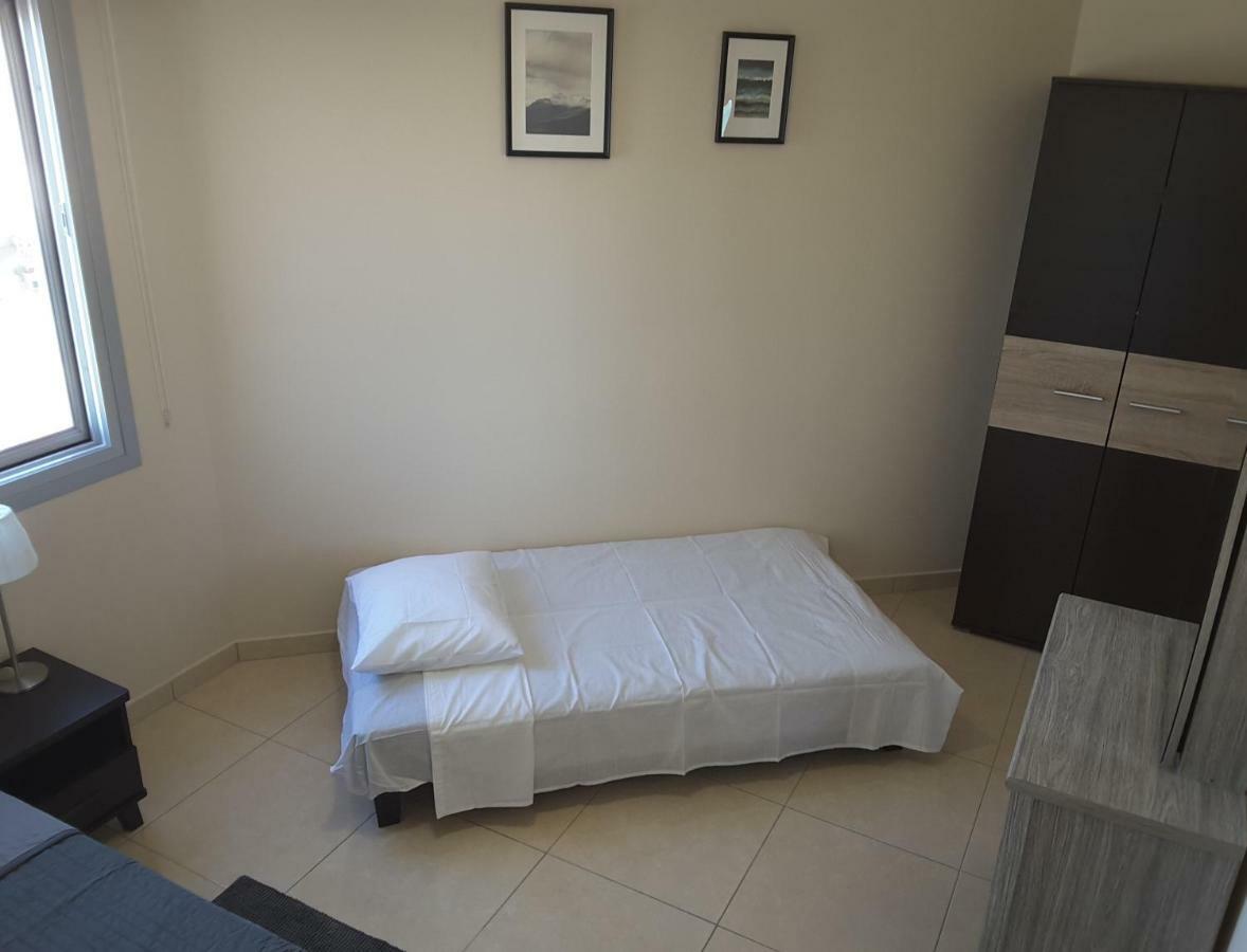 Lighthouse By The Sea Lovely 2Bdr Apartment Paphos 外观 照片