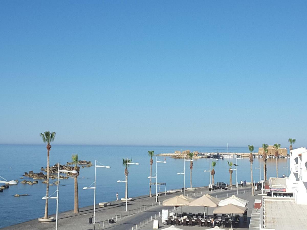 Lighthouse By The Sea Lovely 2Bdr Apartment Paphos 外观 照片