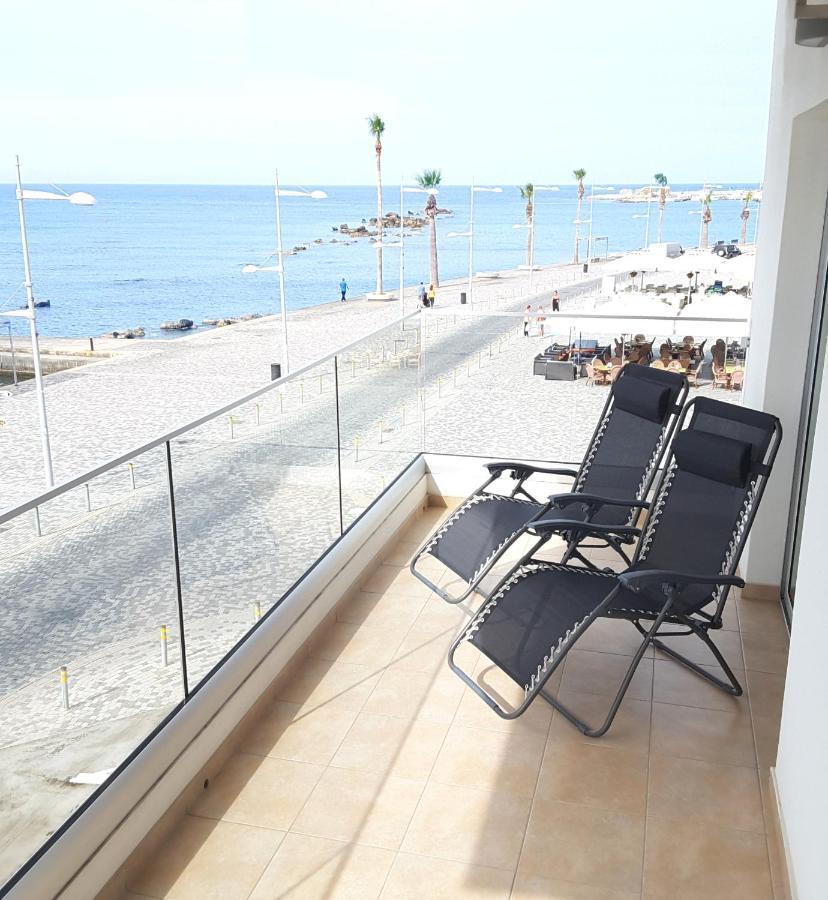 Lighthouse By The Sea Lovely 2Bdr Apartment Paphos 外观 照片